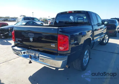 2005 Dodge Dakota Slt from USA, damaged, VIN 1D7HE48N15S271078